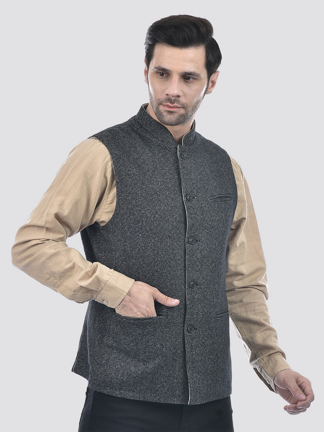 Numero Uno Men Solid Black Waistcoat